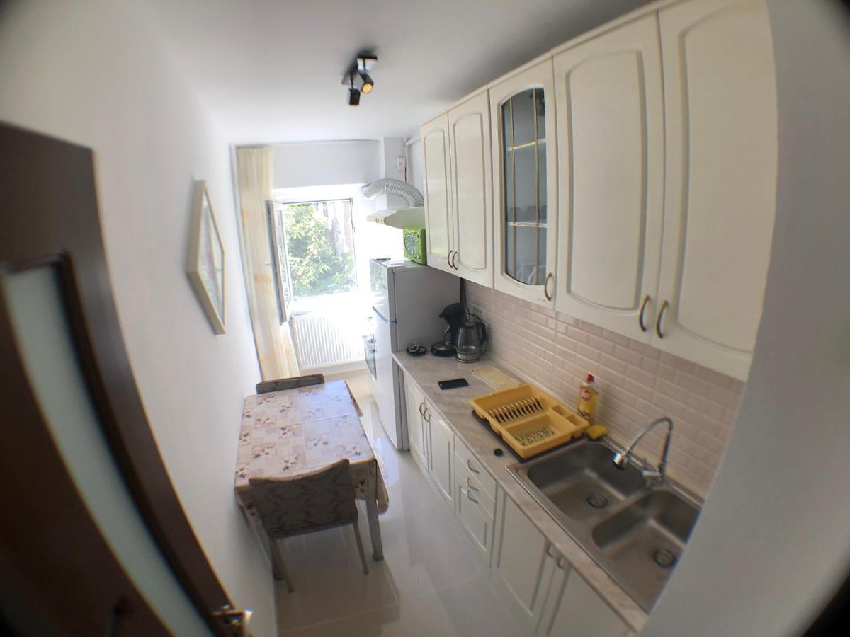 Le Garcon De Cristina-Simple,Quiet,Spacious Studio 부쿠레슈티 외부 사진